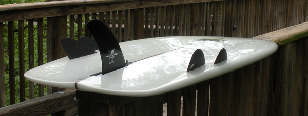 Bottom_AnglTailView_w600[1].jpg