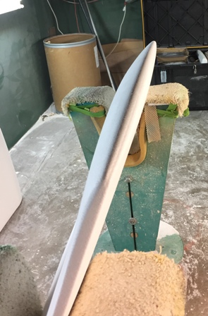 This is a look down the rail from the tail. Thick side is deck.